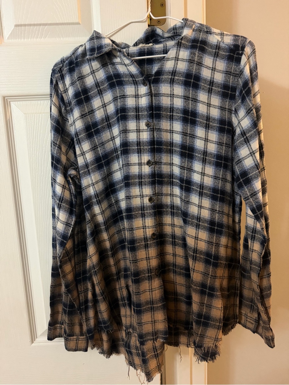 Women’s Ombré Plaid Button-Up Shirt